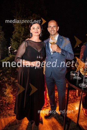  Simona  Špilak, direktorica BOC Institute;  Marko  Mlakar, direktor in partner, Amrop AdriaKresna noč 2022, dobrodelna prireditev Lions kluba Ljubljana Ilirija