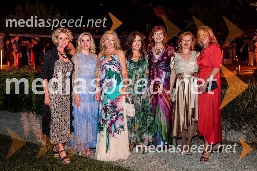  ... ;  Klaudija Javornik,  Adacta d.o.o.;  Lilijana Kastelic, oblikovalka;  Jasna Rozman Marčič, farmacevtka;  Darinka Pavlič Kamien, strokovnjakinja za komuniciranje;  ... ;  ... Kresna noč 2022, dobrodelna prireditev Lions kluba Ljubljana Ilirija