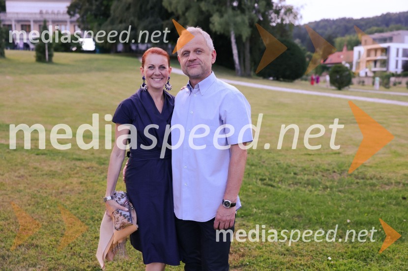  Katarina Venturini, nekdanja plesalka;  Damjan Küzmič, poslovnežKresna noč 2022, dobrodelna prireditev Lions kluba Ljubljana Ilirija