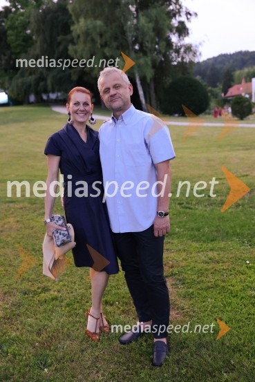  Katarina Venturini, nekdanja plesalka;  Damjan Küzmič, poslovnežKresna noč 2022, dobrodelna prireditev Lions kluba Ljubljana Ilirija