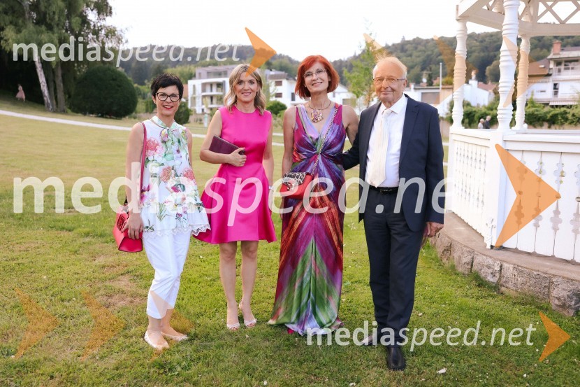  Marta Kos Marko, podpredsednica, Gibanje Svoboda;  Barbara Uranjek, direktorica, Britansko-slovenska gospodarska zbornica;  Darinka Pavlič Kamien, strokovnjakinja za komuniciranje;  ... Kresna noč 2022, dobrodelna prireditev Lions kluba Ljubljana Ilirija