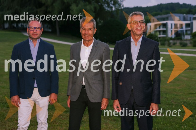  ... ;  Stojan Petrič, nekdanji predsednik uprave družbe FMR;  Andrej  Kren, glavni direktor družbe Delo d.o.o.Kresna noč 2022, dobrodelna prireditev Lions kluba Ljubljana Ilirija