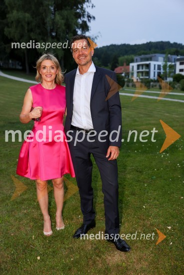  Barbara Uranjek, direktorica, Britansko-slovenska gospodarska zbornica;  ... Kresna noč 2022, dobrodelna prireditev Lions kluba Ljubljana Ilirija