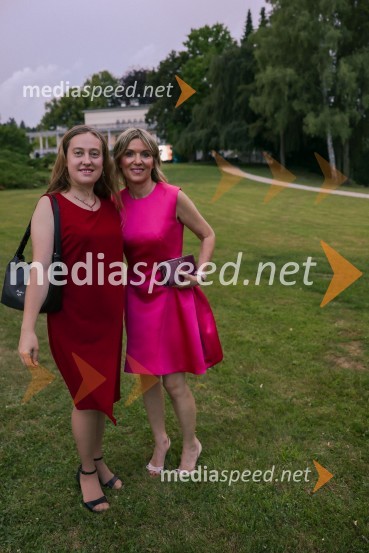  ... ;  Barbara Uranjek, direktorica, Britansko-slovenska gospodarska zbornicaKresna noč 2022, dobrodelna prireditev Lions kluba Ljubljana Ilirija