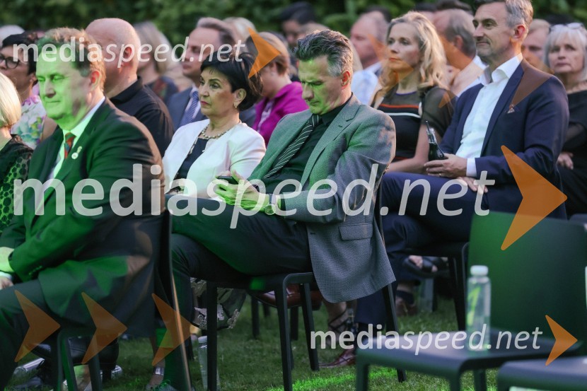  Milan Martin Cvikl,  član Sveta direktorjev Evropske banke za obnovo in razvoj (EBRD)Kresna noč 2022, dobrodelna prireditev Lions kluba Ljubljana Ilirija