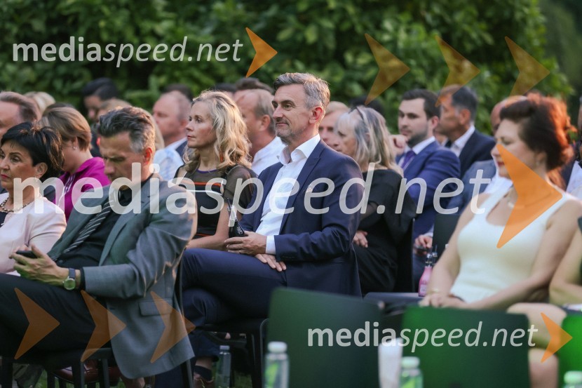  Alenka Lukić;  Marko  Lukić, lastnik in direktor družbe Lumar IGKresna noč 2022, dobrodelna prireditev Lions kluba Ljubljana Ilirija