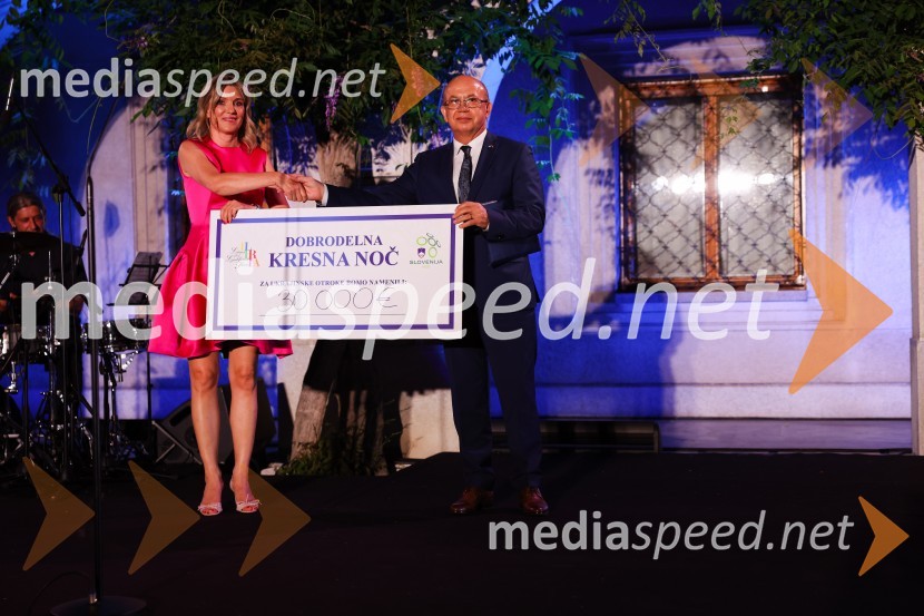  Barbara Uranjek, direktorica, Britansko-slovenska gospodarska zbornica;  Mihajlo  Brodovič, ukrajinski veleposlanik v SlovenijiKresna noč 2022, dobrodelna prireditev Lions kluba Ljubljana Ilirija