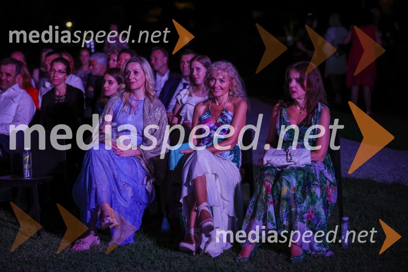  Klaudija Javornik,  Adacta d.o.o.;  Lilijana Kastelic, oblikovalka;  Jasna Rozman Marčič, farmacevtkaKresna noč 2022, dobrodelna prireditev Lions kluba Ljubljana Ilirija