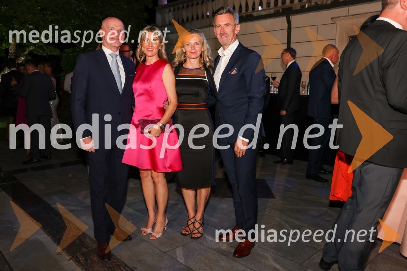  ... ;  Barbara Uranjek, direktorica, Britansko-slovenska gospodarska zbornica;  Alenka Lukić;  Marko Lukić, lastnik in direktor družbe Lumar IGKresna noč 2022, dobrodelna prireditev Lions kluba Ljubljana Ilirija