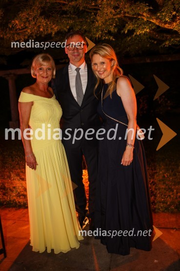  Sonja Poljanšek Škrabec, lastnica Welness centra Sunny;  ... ;  ... Kresna noč 2022, dobrodelna prireditev Lions kluba Ljubljana Ilirija