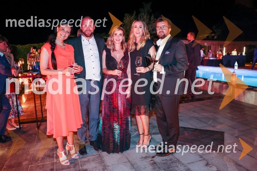  Brigita Gorjup, direktorica Andragoškega zavoda Ljudska univerza;  Boštjan Gorjup, direktor podjetja BSH;  Nejka  Grabnar,  HR & Communications Business Partner, Numip;  ... ;  Žiga Vavpotič, podjetnikKresna noč 2022, dobrodelna prireditev Lions kluba Ljubljana Ilirija