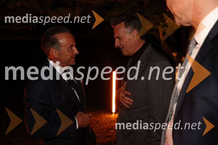  ... ;  Milan Martin Cvikl,  član Sveta direktorjev Evropske banke za obnovo in razvoj (EBRD)Kresna noč 2022, dobrodelna prireditev Lions kluba Ljubljana Ilirija