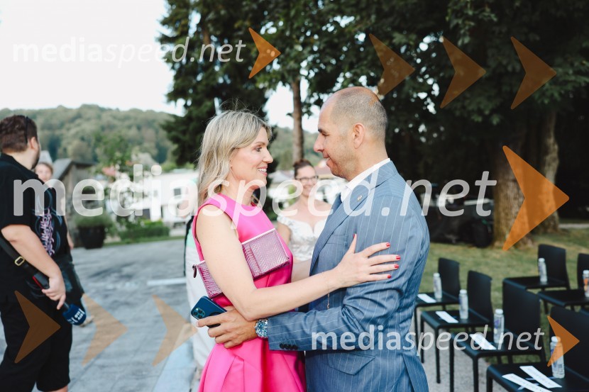  Barbara Uranjek, direktorica, Britansko-slovenska gospodarska zbornica;  Marko  Mlakar, direktor in partner, Amrop AdriaKresna noč 2022, dobrodelna prireditev Lions kluba Ljubljana Ilirija