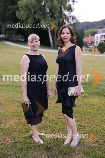  Renata Lovrak, direktorica korporativnega komuniciranja Ljubljanske Mlekarne;  Mihela Vajda ŠčapKresna noč 2022, dobrodelna prireditev Lions kluba Ljubljana Ilirija