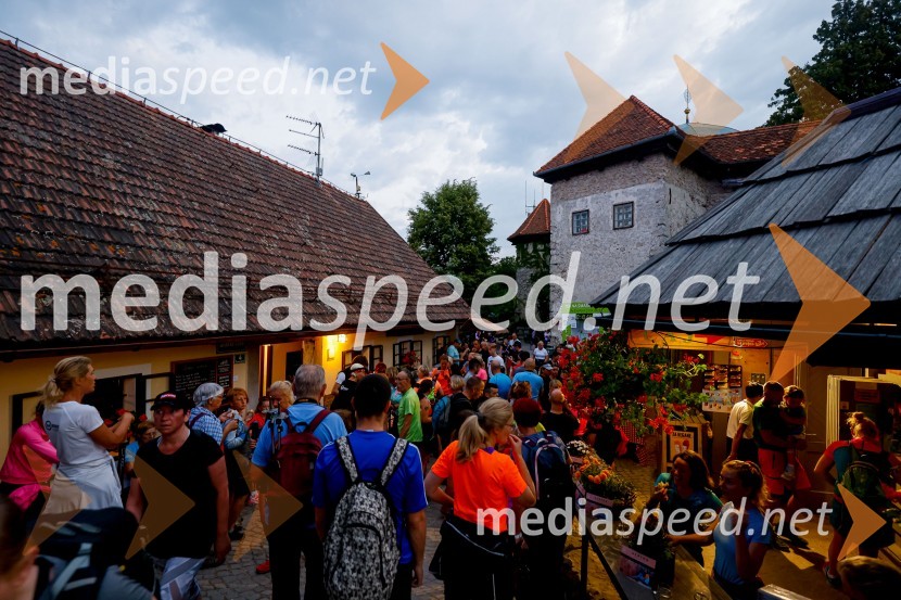 Od vzhoda do vzhoda 2022 - skupinski vzpon na Šmarno goro