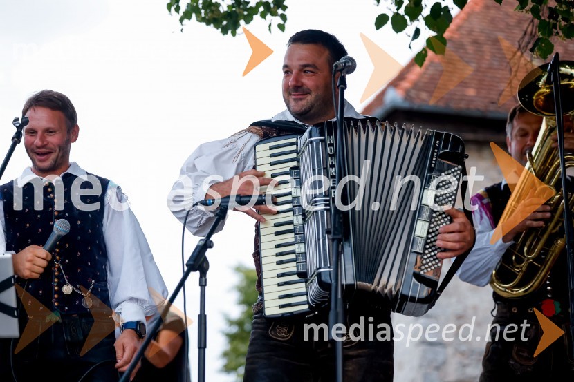 Od vzhoda do vzhoda 2022 - skupinski vzpon na Šmarno goro