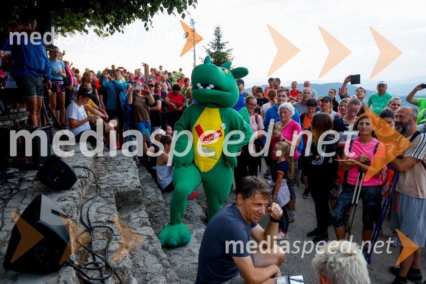 Od vzhoda do vzhoda 2022 - skupinski vzpon na Šmarno goro