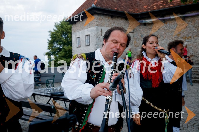 Od vzhoda do vzhoda 2022 - skupinski vzpon na Šmarno goro