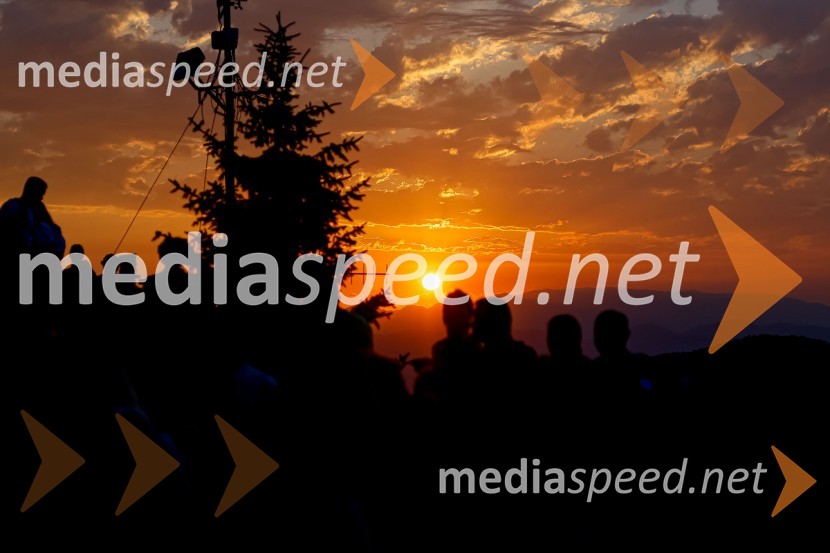 Od vzhoda do vzhoda 2022 - skupinski vzpon na Šmarno goro