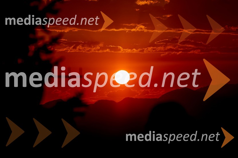 Od vzhoda do vzhoda 2022 - skupinski vzpon na Šmarno goro