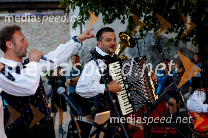 Od vzhoda do vzhoda 2022 - skupinski vzpon na Šmarno goro