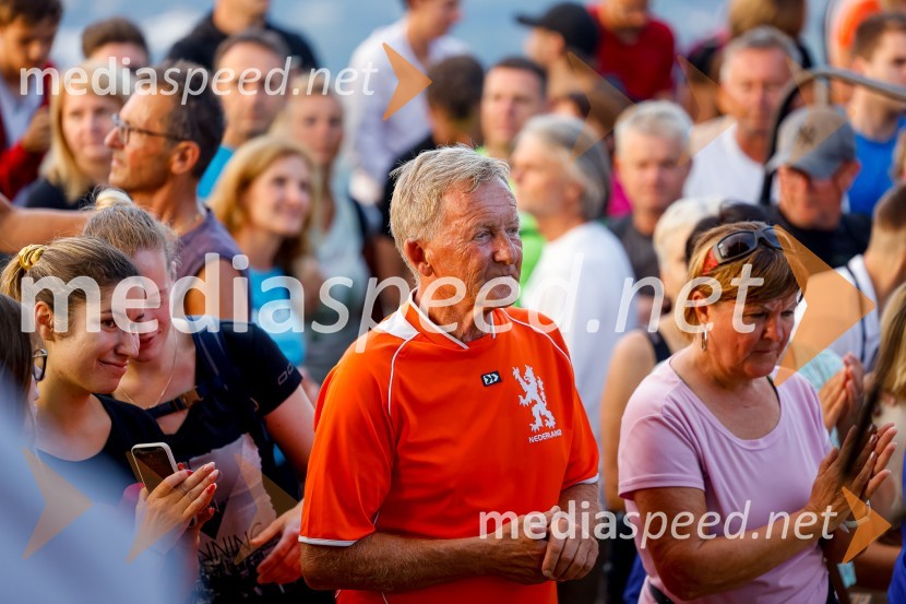 Od vzhoda do vzhoda 2022 - skupinski vzpon na Šmarno goro