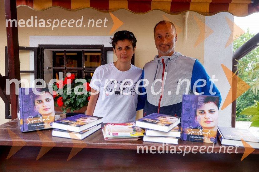  Sanela Banović, dr.med., gastroenterologinja;  ... Od vzhoda do vzhoda 2022 - skupinski vzpon na Šmarno goro