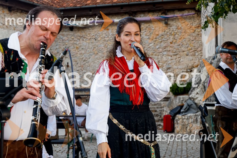 Od vzhoda do vzhoda 2022 - skupinski vzpon na Šmarno goro