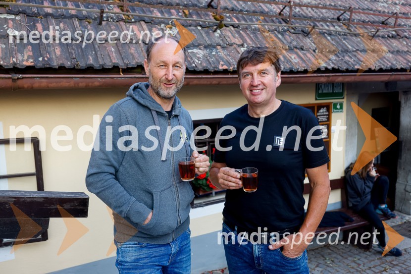 Od vzhoda do vzhoda 2022 - skupinski vzpon na Šmarno goro