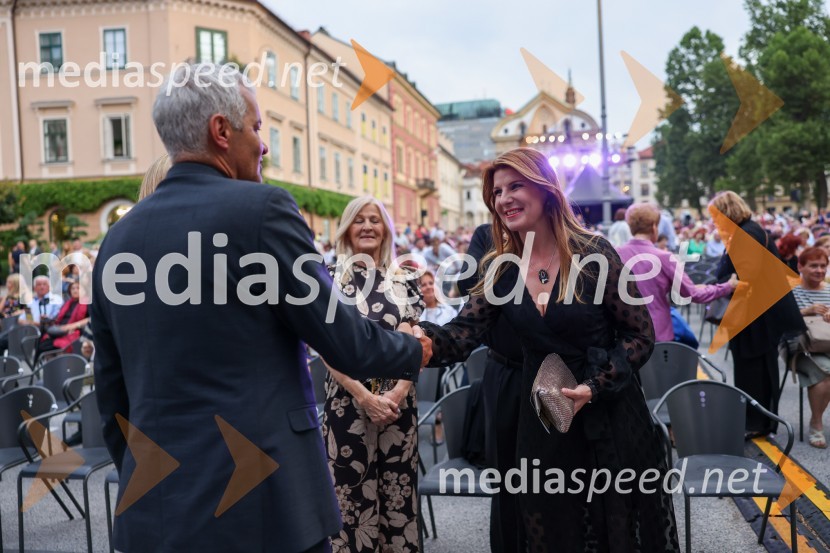  Aleksander Saša Arsenovič, župan, Mestna občina Maribor;  Janja LambergerPoletna noč, otvoritev jubilejnega 70. Ljubljana Festivala