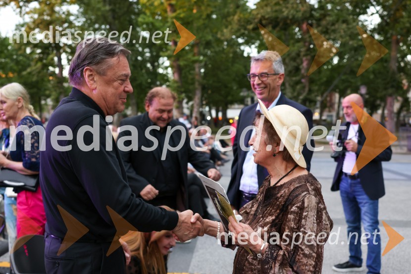  Zoran Janković, župan, Mestna občina Ljubljana;  ... Poletna noč, otvoritev jubilejnega 70. Ljubljana Festivala