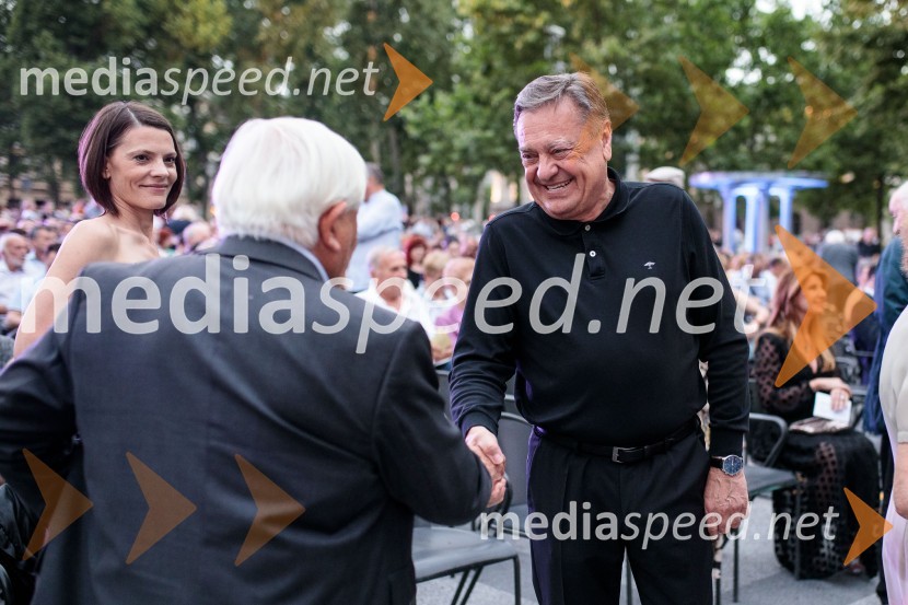  Milan Kučan, nekdanji predsednik Republike Slovenije;  Zoran Janković, župan, Mestna občina LjubljanaPoletna noč, otvoritev jubilejnega 70. Ljubljana Festivala