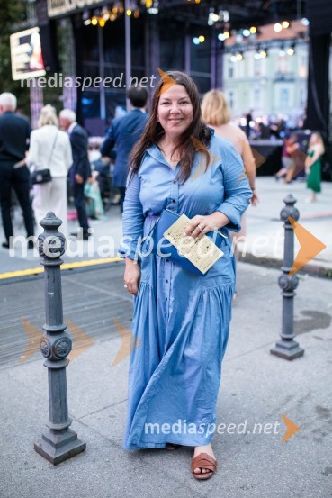  Tjaša Kolenc Filipčič, vodja upravljanja z blagovno znamko in direktorica marketinga v Skupini TriglavPoletna noč, otvoritev jubilejnega 70. Ljubljana Festivala