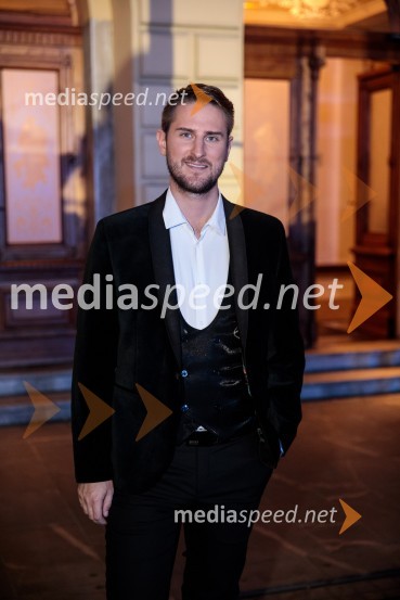  Gregor Ravnik, pevecPoletna noč, otvoritev jubilejnega 70. Ljubljana Festivala