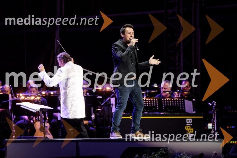  Alex Volasko, pevecPoletna noč, otvoritev jubilejnega 70. Ljubljana Festivala