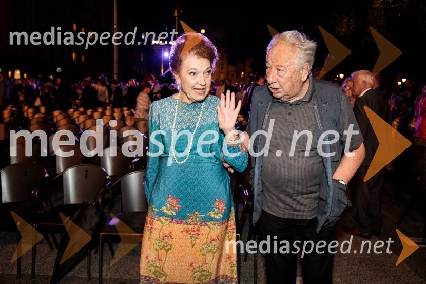  Elza Budau, slovenska tekstopiska, pesnica in pisateljica;  Jure Robežnik, skladateljPoletna noč, otvoritev jubilejnega 70. Ljubljana Festivala