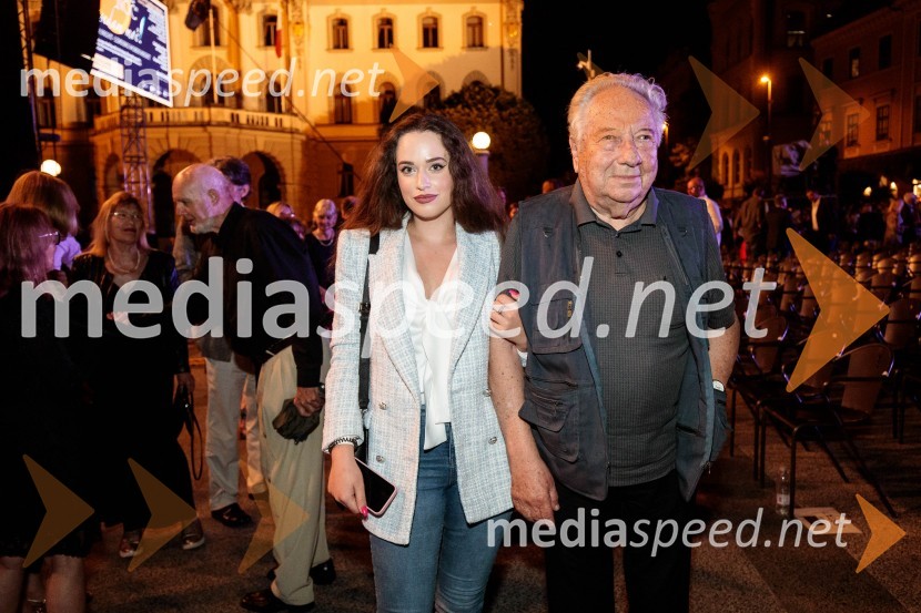  Tea Robežnik;  Jure Robežnik, skladateljPoletna noč, otvoritev jubilejnega 70. Ljubljana Festivala