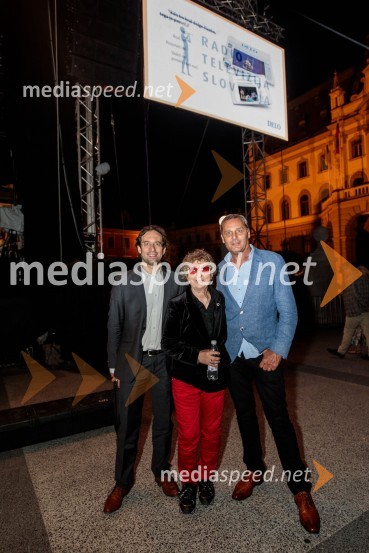  Simon Krečič, umetniški direktor Opere SNG Maribor;  Dragica Petrovič, režiserka in producentka;  Danilo Rošker, direktor SNG MariborPoletna noč, otvoritev jubilejnega 70. Ljubljana Festivala