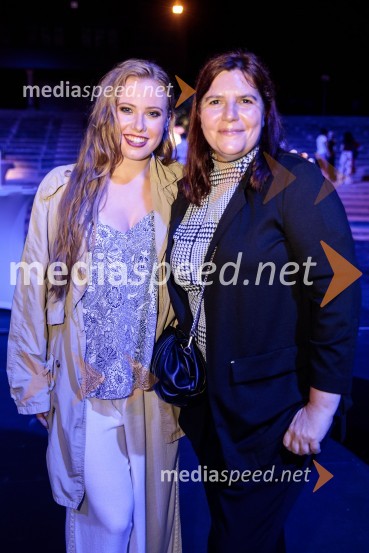  Zala Smolnikar, pevka;  Teja Pelko, novinarka, Svet24Poletna noč, otvoritev jubilejnega 70. Ljubljana Festivala