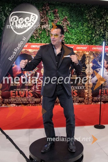  Rok Ferengja, pevec, Rok'n bandPremiera filma Elvis, Cineplexx Ljubljana