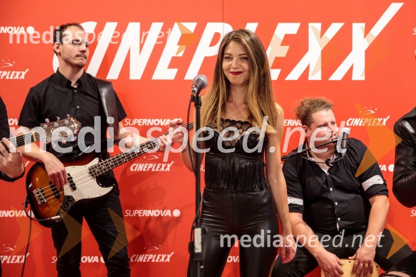  Nastja Omahna, pevkaPremiera filma Elvis, Cineplexx Ljubljana