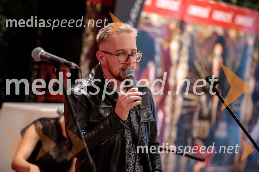  Klemen Finkšt, pevec, Smooth bandPremiera filma Elvis, Cineplexx Ljubljana