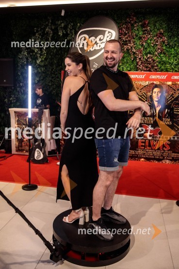  Ariana Hodžić, Miss turizma 2018;  Pero MartićPremiera filma Elvis, Cineplexx Ljubljana