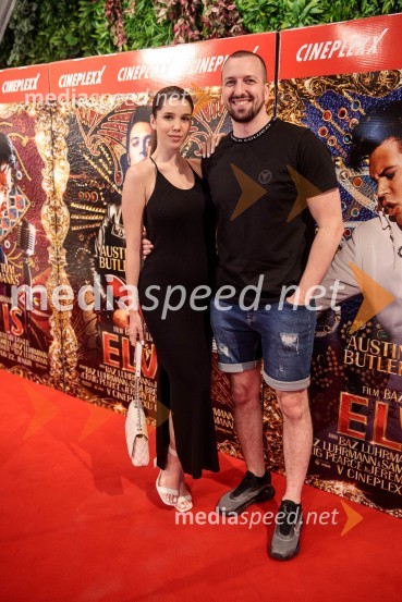  Ariana Hodžić, Miss turizma 2018;  Pero MartićPremiera filma Elvis, Cineplexx Ljubljana