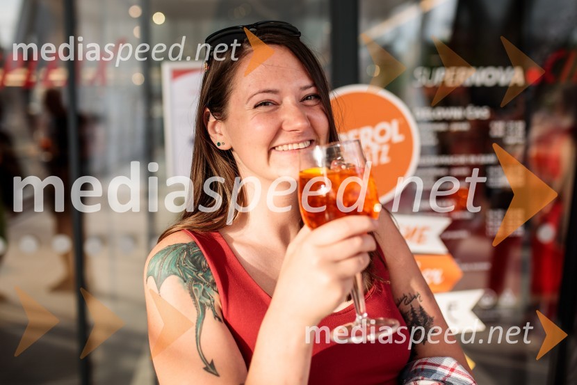  Deina MegličPremiera filma Elvis, Cineplexx Ljubljana