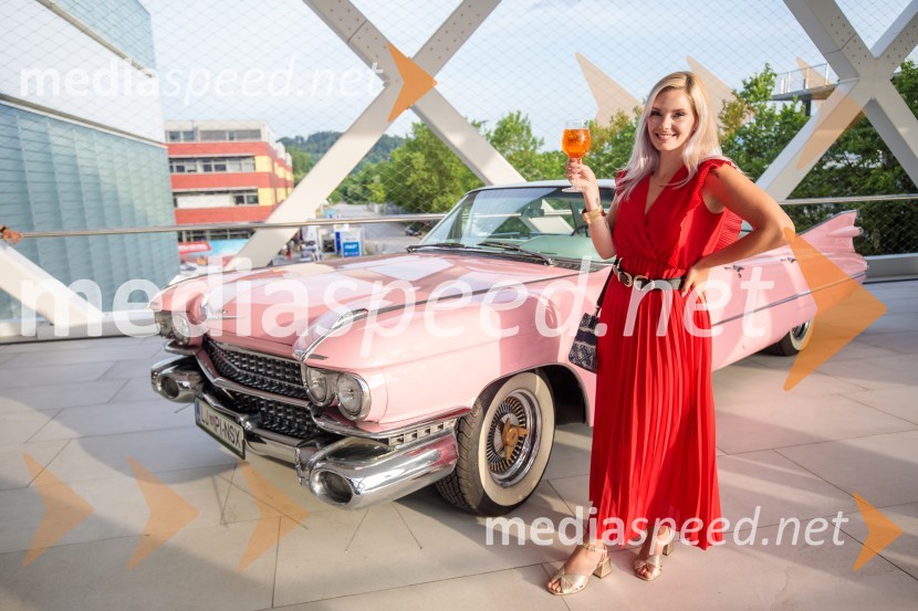  Alenka Trogrlič, youtuberkaPremiera filma Elvis, Cineplexx Ljubljana