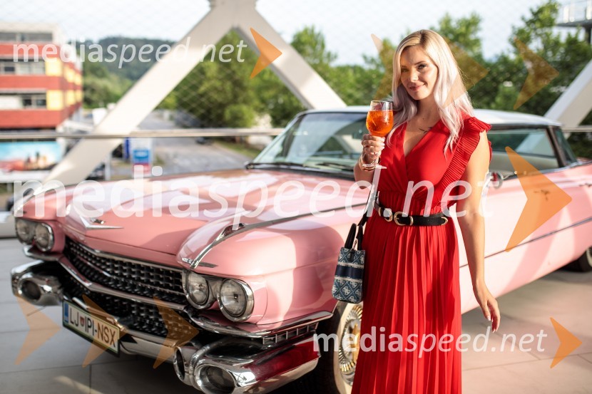  Alenka Trogrlič, youtuberkaPremiera filma Elvis, Cineplexx Ljubljana