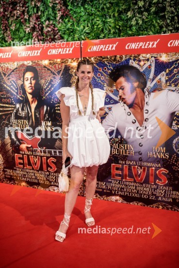  Teja  Jugovic, spletna vplivnica, Cool mamacitaPremiera filma Elvis, Cineplexx Ljubljana