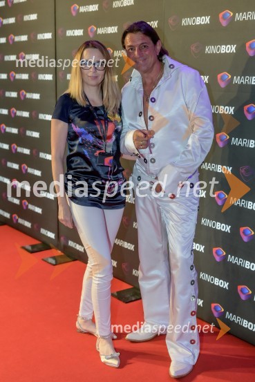  ... ;  Samir Kobler, pevecPredpremiera filma Elvis, Maribox