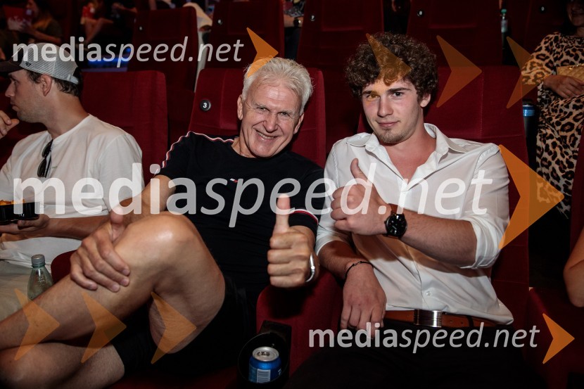  Andrej Šifrer, glasbenik;  ... Premiera filma Elvis, Cineplexx Ljubljana